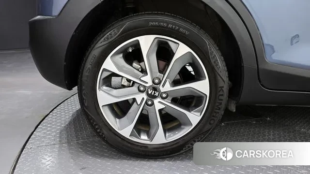 Kia Stonic id 2986683 из Кореи 15