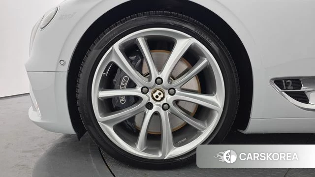 Bentley Continental GT 3rd Generation id 4672226 из Кореи 15