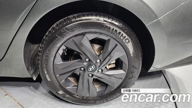 Hyundai Avante (CN7) id 2801401 из Кореи 15