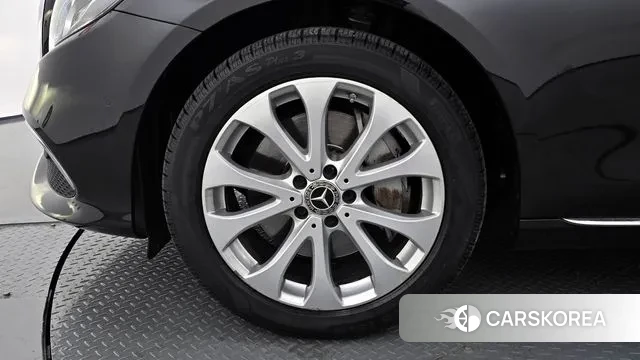 Mercedes-Benz E-Class W213 id 3101921 из Кореи 15