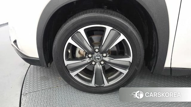 Lexus UX250h id 4351065 из Кореи 28