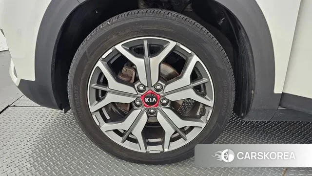 Kia Seltos id 3182696 из Кореи 15