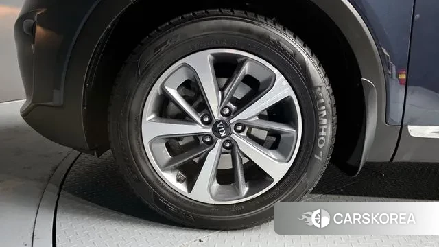 Kia The New Sorento id 3682048 из Кореи 15