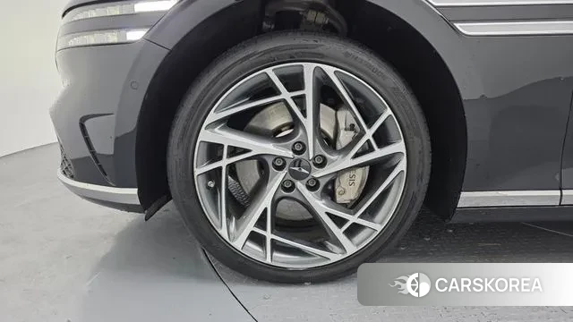 Genesis G90 (RS4) id 3508325 из Кореи 15