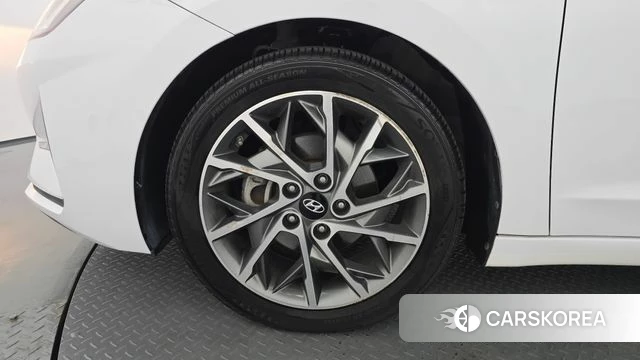 Hyundai The New Avante AD id 4502274 из Кореи 15