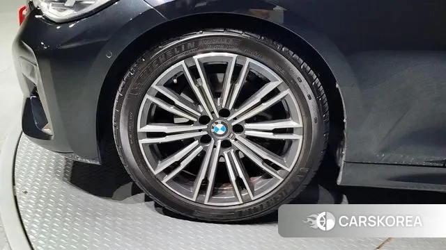 BMW 3 Series (G20) id 3209000 из Кореи 15