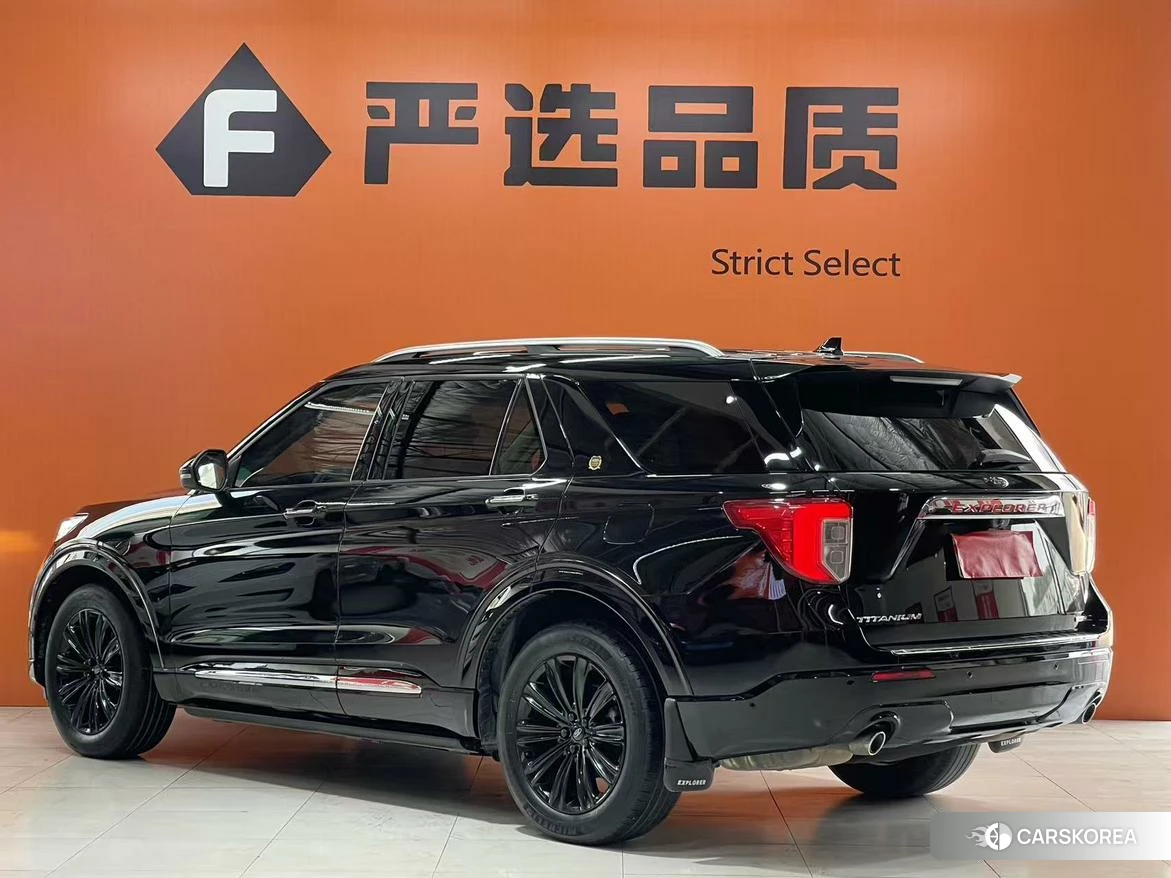 Ford Explorer 2020 Черный из Китая, фото 5