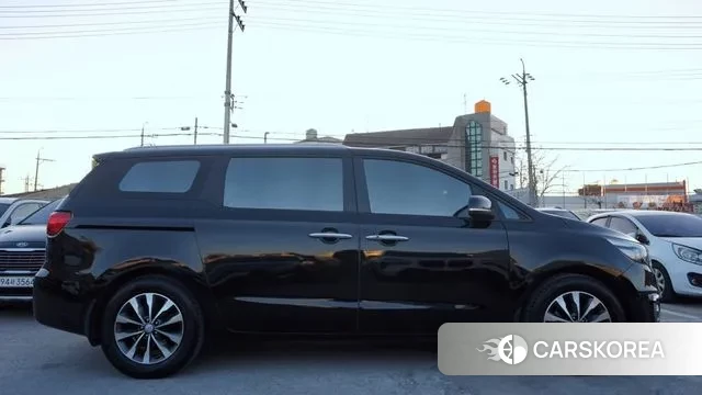 Kia All New Carnival id 3547773 из Кореи 14