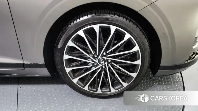 Hyundai Grandeur Hybrid (GN7) id 3267399 из Кореи 15