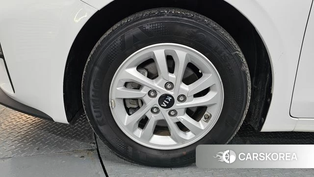 Kia Come New K3 id 3894154 из Кореи 15