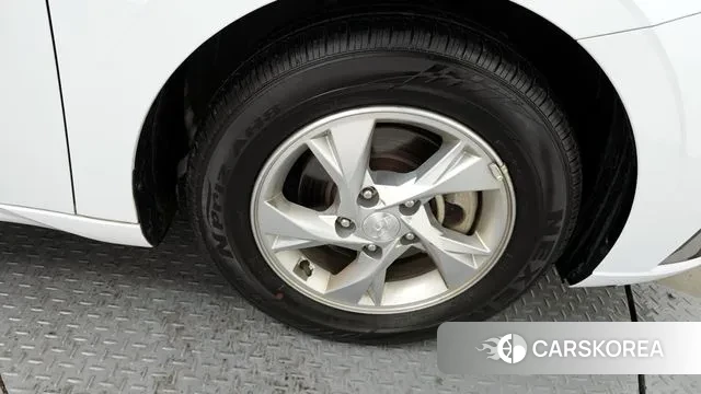 Hyundai Avante (CN7) id 3650381 из Кореи 15