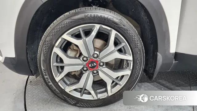 Kia Seltos id 3626776 из Кореи 15
