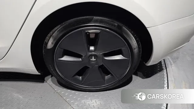 Tesla Model 3 id 3312289 из Кореи 15