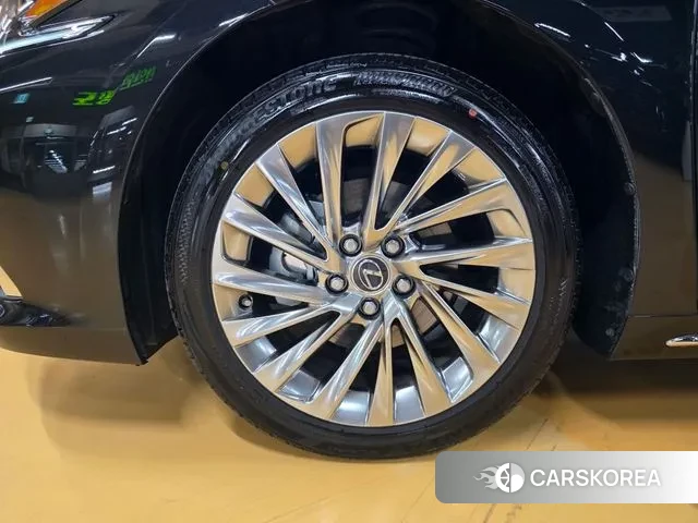 Lexus ES300h 7th generation id 3732545 из Кореи 11