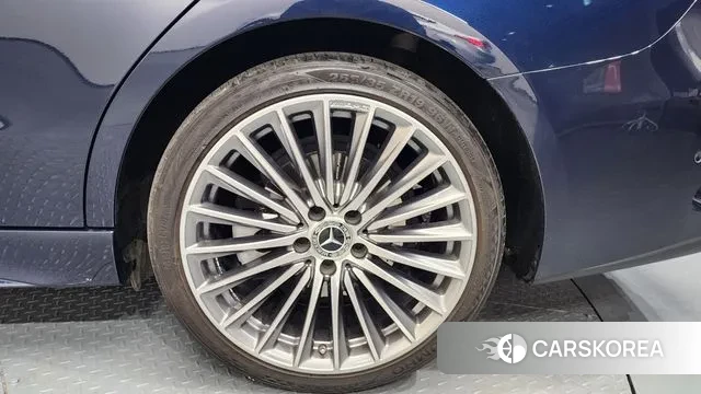 Mercedes-Benz C-Class W206 id 3670977 из Кореи 15