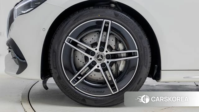 Mercedes-Benz E-Class W214 id 4773292 из Кореи 14