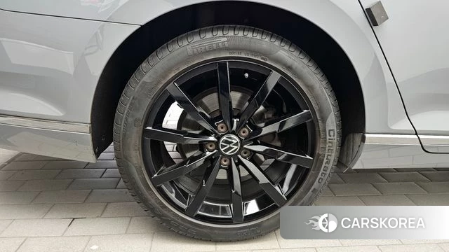 Volkswagen Passat GT (B8) id 3964404 из Кореи 15