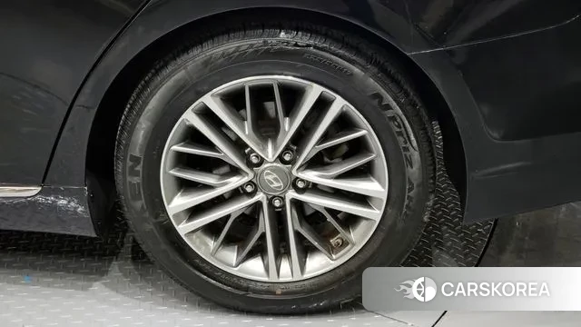 Hyundai Grandeur IG id 2294931 из Кореи 15