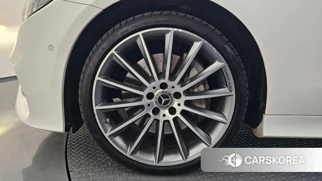 Mercedes-Benz E-Class W213 id 4647845 из Кореи 32