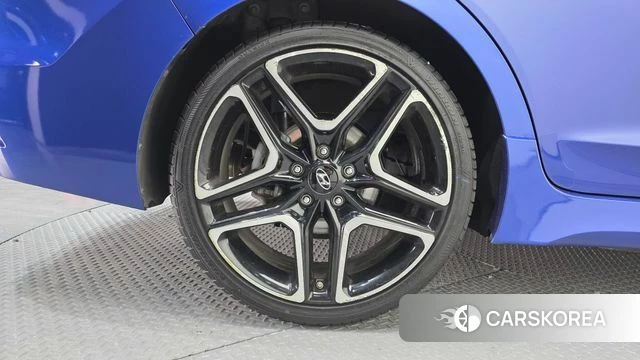 Hyundai Avante AD id 3886315 из Кореи 15