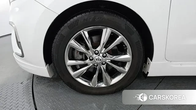 Kia The New Carnival id 3238977 из Кореи 15