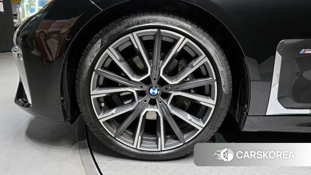 BMW 7 Series (G11) id 4370549 из Кореи 25