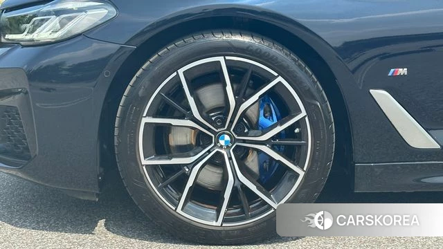 BMW 5 Series (G30) id 4443962 из Кореи 15