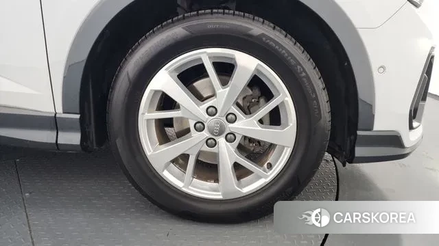 Audi Q3 (F3) id 3778398 из Кореи 15