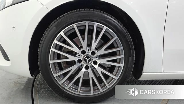 Mercedes-Benz A-Class W177 id 3923994 из Кореи 15