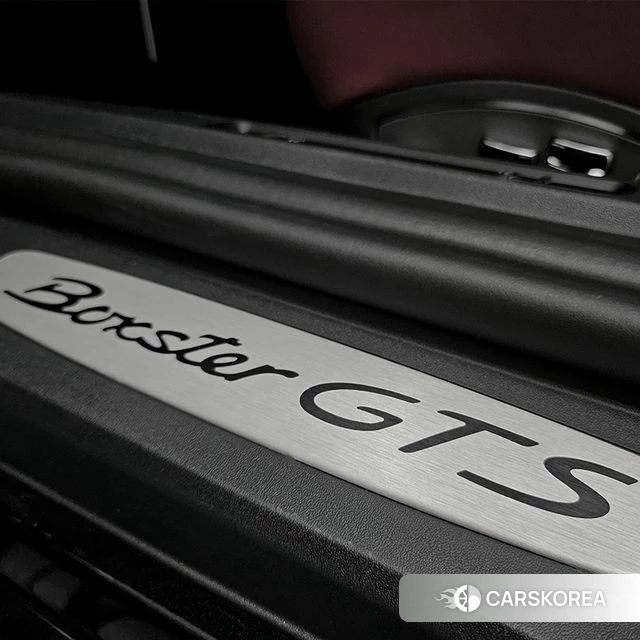 Porsche 718 Boxster 2025 Черный из Кореи, фото 5
