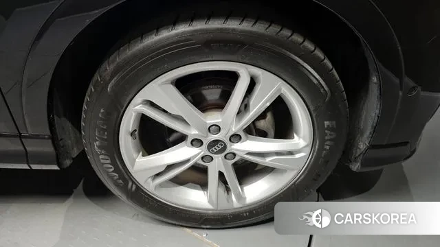 Audi Q3 (F3) id 3262521 из Кореи 15