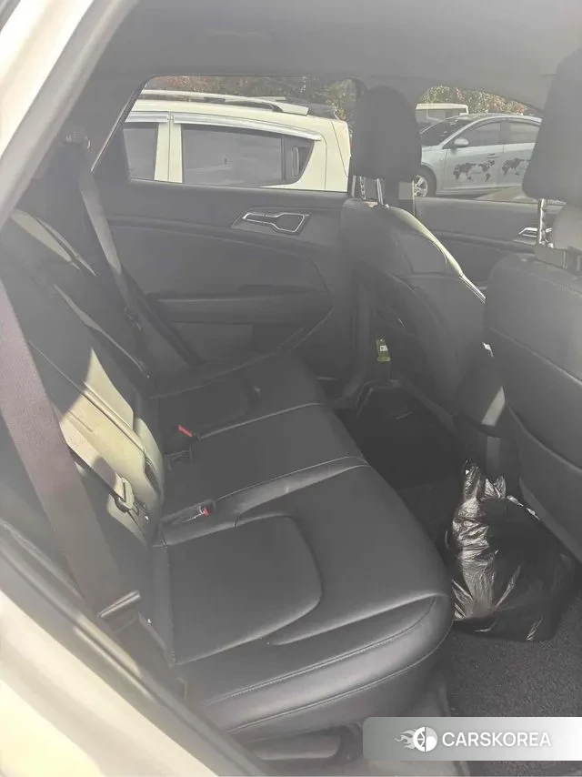 Kia Sportage 5th Generation 2022 Белый из Кореи, фото 5