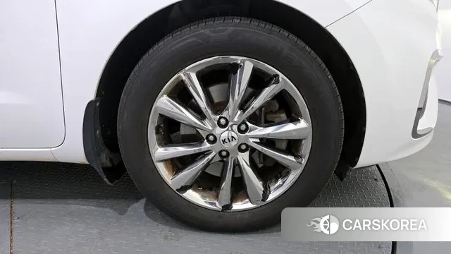 Kia The New Carnival id 3480331 из Кореи 15