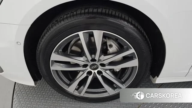 Audi A6 (C8) id 3058388 из Кореи 15