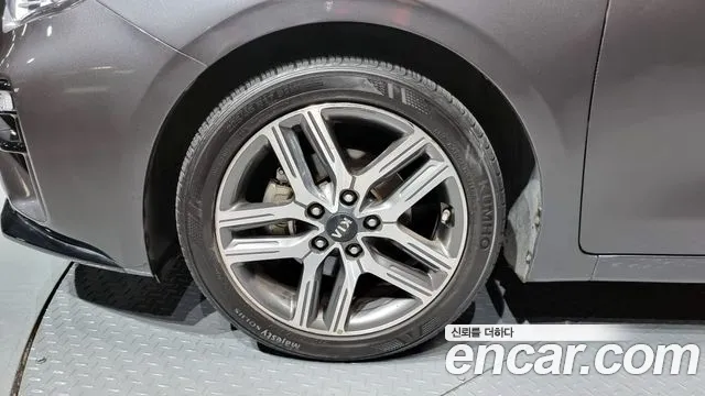 Kia Come New K3 id 2363618 из Кореи 15