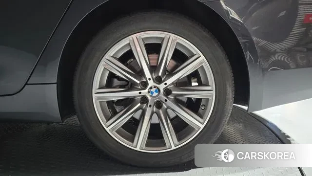 BMW 5 Series (G30) id 3039240 из Кореи 15