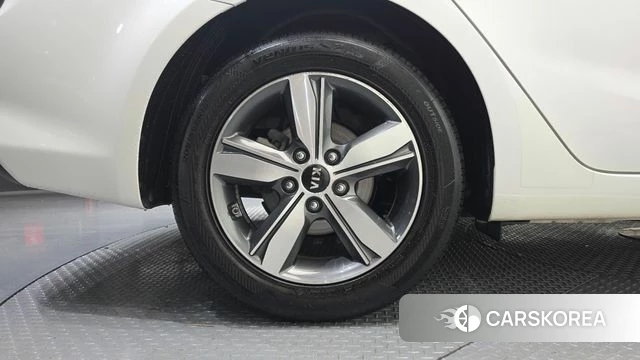 Kia The New K3 id 4357032 из Кореи 29