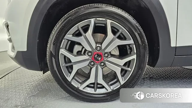 Kia Seltos id 3772015 из Кореи 15