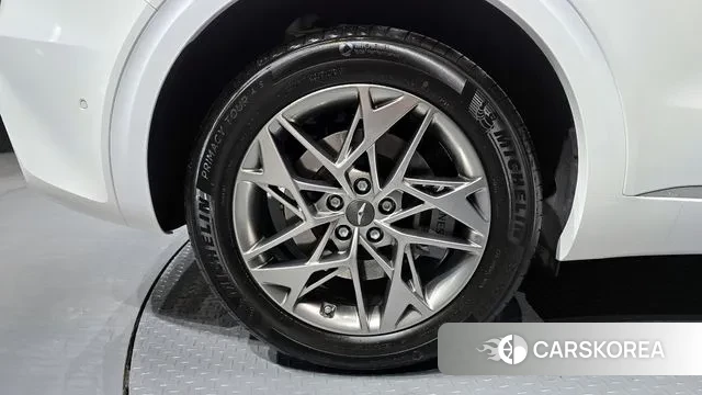 Genesis GV70 id 3706775 из Кореи 15