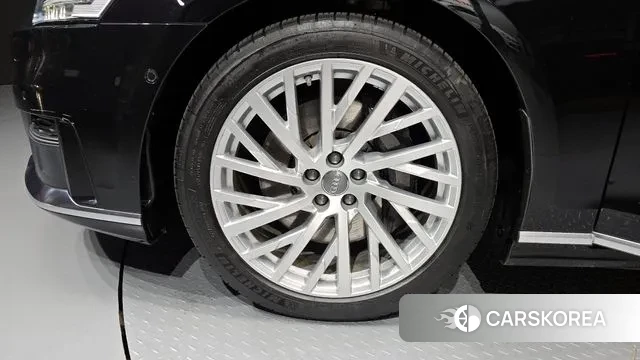 Audi A8 (D5) id 3484039 из Кореи 15