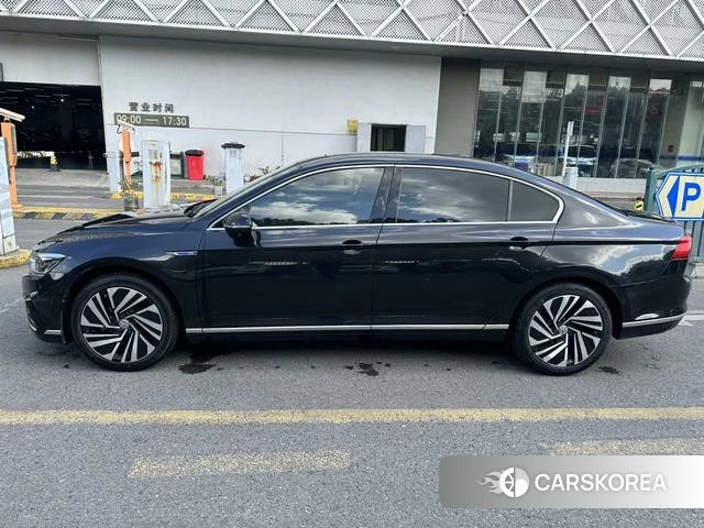 Volkswagen Magotan PHEV id 4336202 из Китая 12