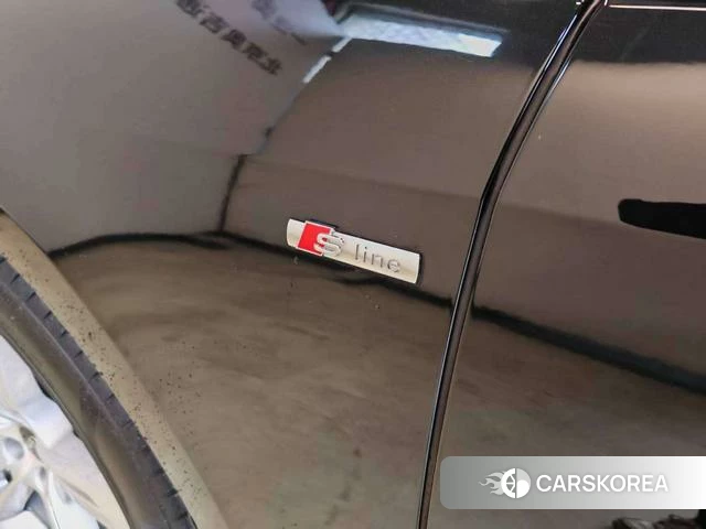Audi A8 id 4272048 из Китая 14