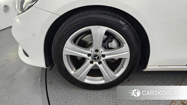 Mercedes-Benz E-Class W213 id 4574591 из Кореи 26