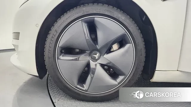 Tesla Model 3 id 3686875 из Кореи 15