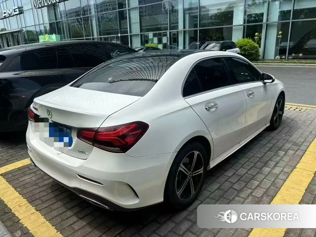 Mercedes-Benz Class A 2023 Белый из Китая, фото 5