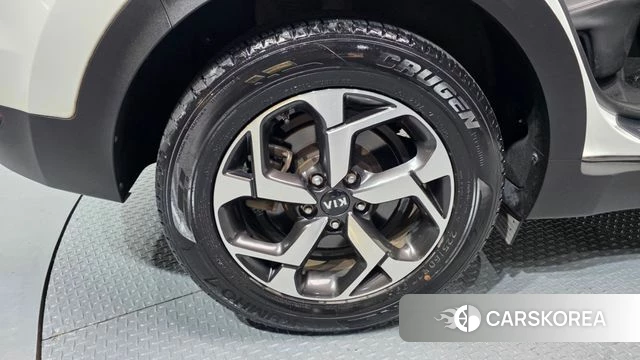 Kia Sportage The Bold id 4345032 из Кореи 30