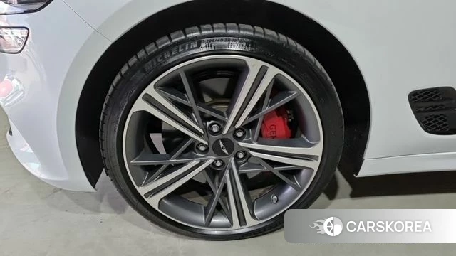 Genesis The New G70 id 3940130 из Кореи 13