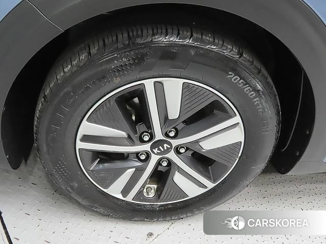 Kia The New Niro id 4520050 из Кореи 15