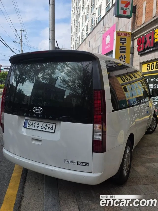 Hyundai Staria 2023 Белый из Кореи, фото 5