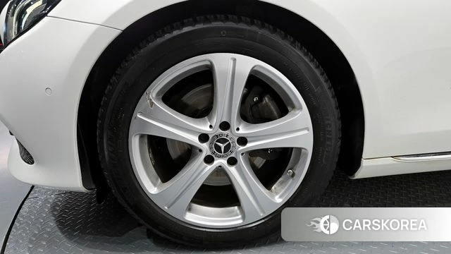Mercedes-Benz E-Class W213 id 4318318 из Кореи 25